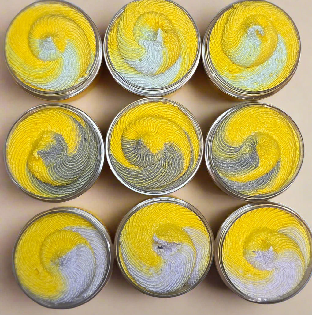 While we love the glow of turmeric scrubs, we can also enjoy a pop of color. Each Jar is swirled with the perfect blend of turmeric and 